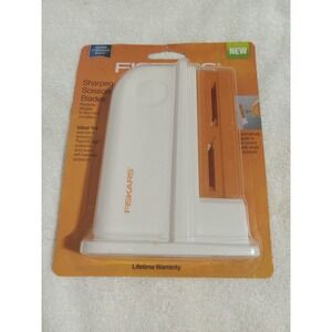 Fiskars‎ Scissors Sharpener Standard RazorEdge New Handheld Tool Blade